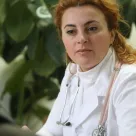 Dr. Adina Maciovan
