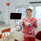 Dr. Roxana Ristea